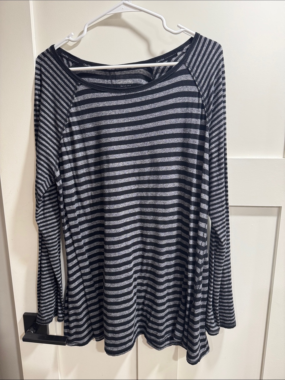 Striped Long Sleeve Women's Top - Black & Gray